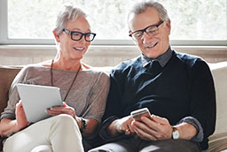 Older couple on couch 